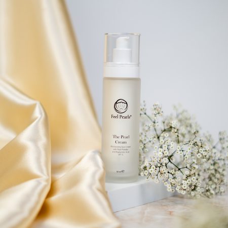 Hydratačný pleťový krém s perlovým práškom a kyselinou hyalurónovou SPF-15 – 50ml