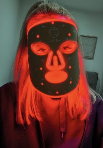 LED maska so svetelnou terapiou photo review